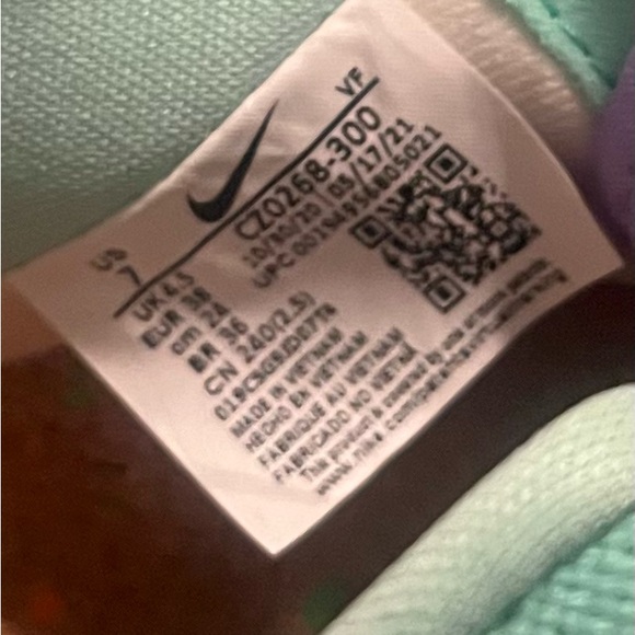 Nike Air Force 1, brand new never worn - Picture 6 of 6